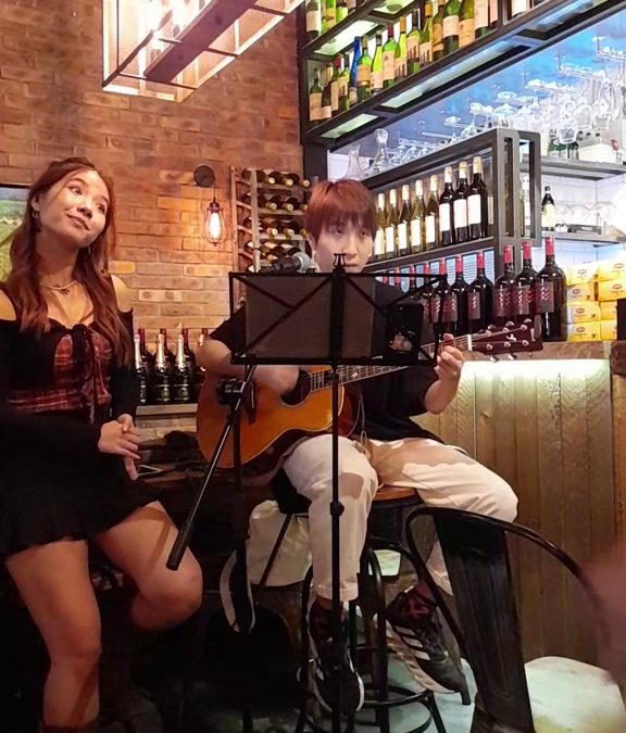 Emily and Raphael live at Cafe 2 Oyster n Grill,372 Queens Rd West, Sai Ying Pun